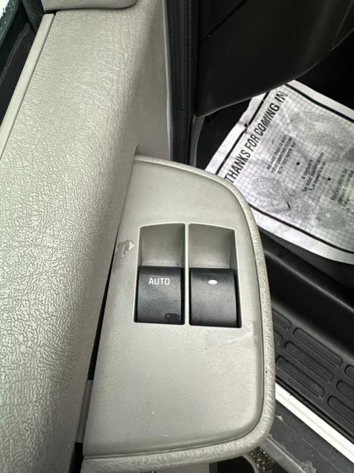 2018 Chevrolet Express Cargo Van RWD 2500 135