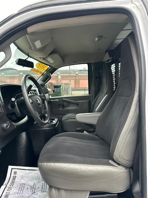 2018 Chevrolet Express Cargo Van RWD 2500 135