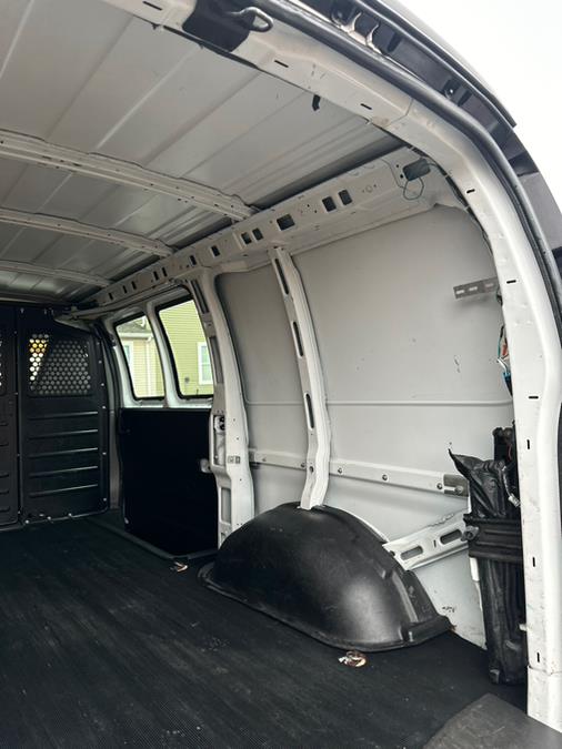 2018 Chevrolet Express Cargo Van RWD 2500 135