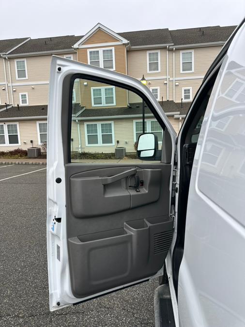 2018 Chevrolet Express Cargo Van RWD 2500 135