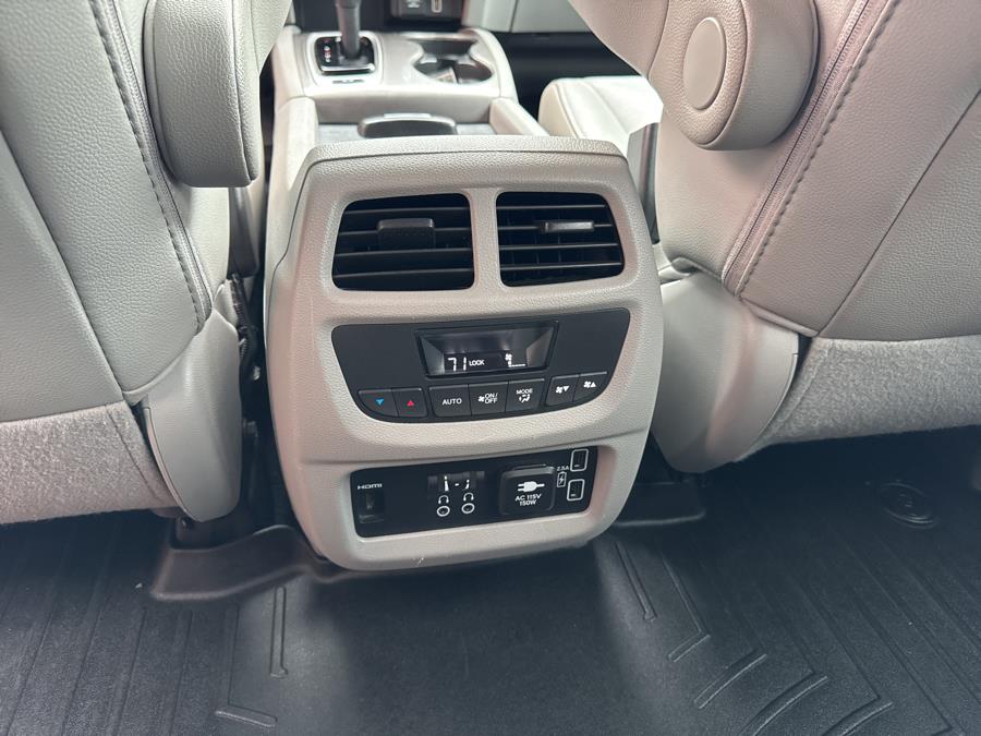 2019 Honda Pilot EX-L w/Navi & RES AWD photo