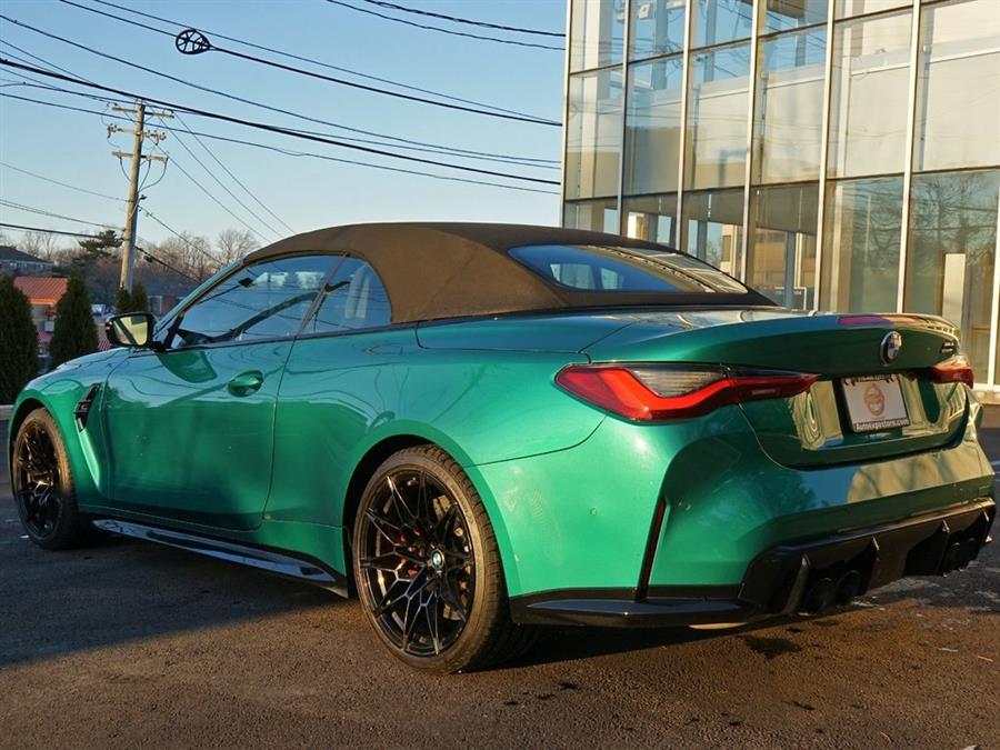 2022 BMW M4 Competition photo