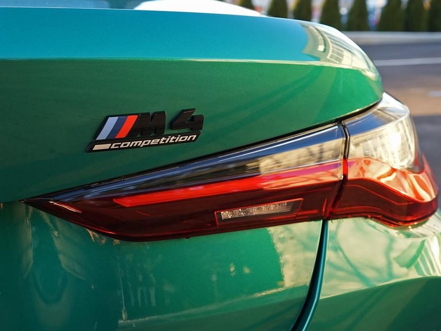 2022 BMW M4 Competition photo