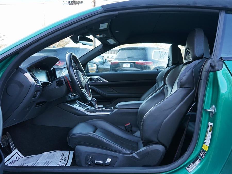 2022 BMW M4 Competition photo