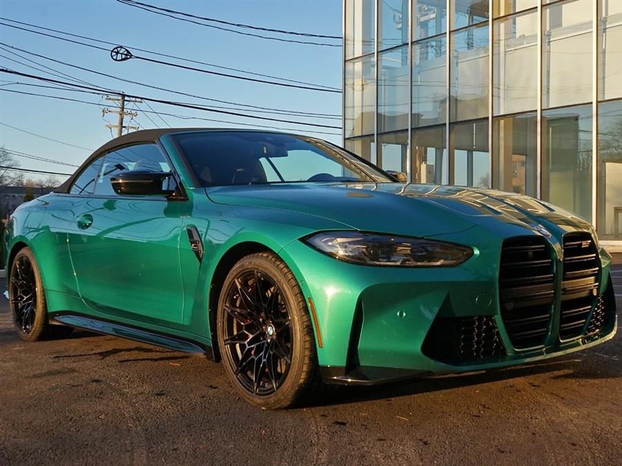 2022 BMW M4 Competition photo