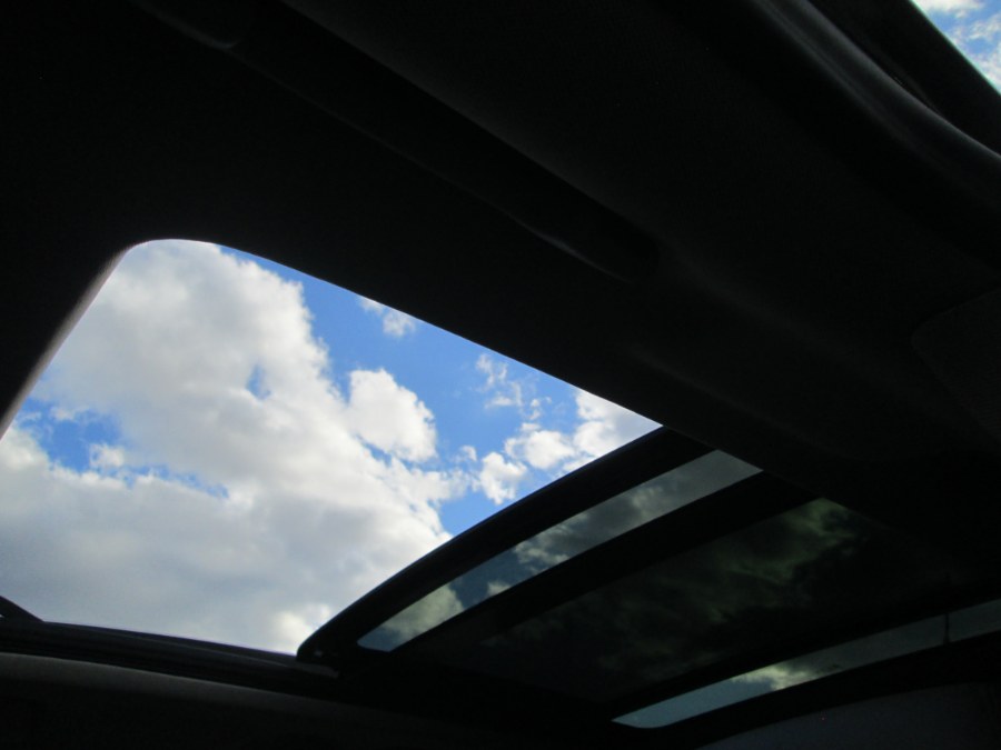 2012 Cadillac SRX Luxury Collection photo