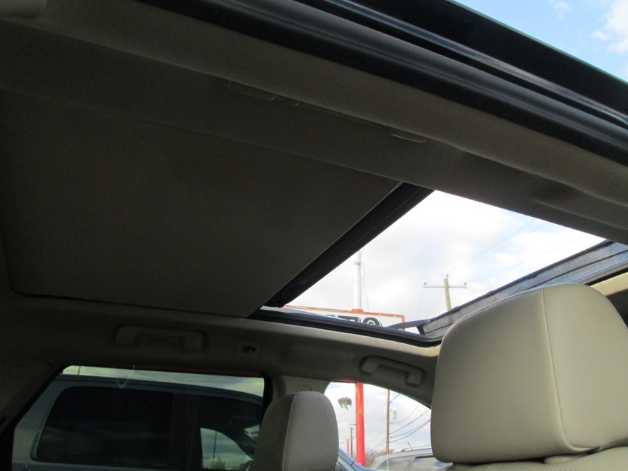2012 Cadillac SRX Luxury Collection photo