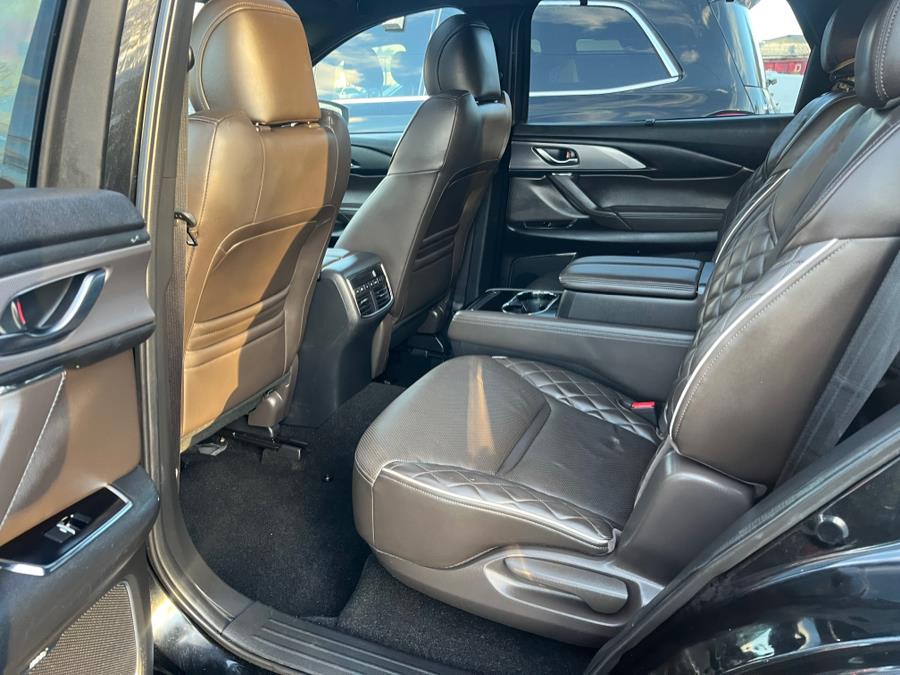 2021 Mazda CX-9 Signature AWD photo
