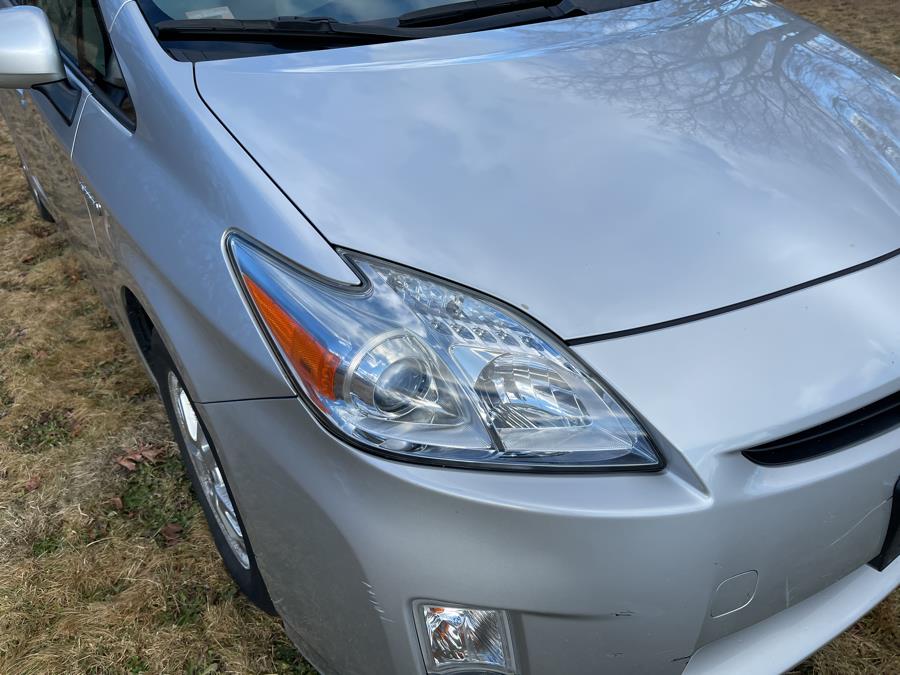 2010 Toyota Prius II photo