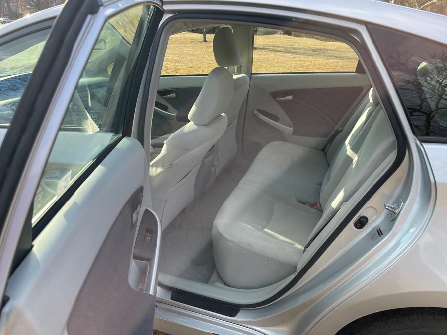 2010 Toyota Prius II photo