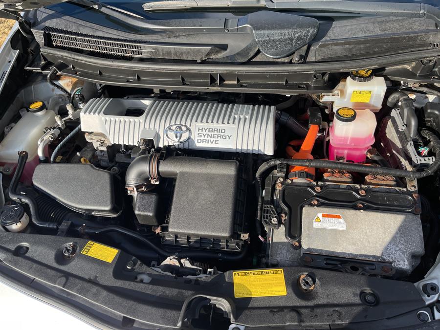 2010 Toyota Prius II photo