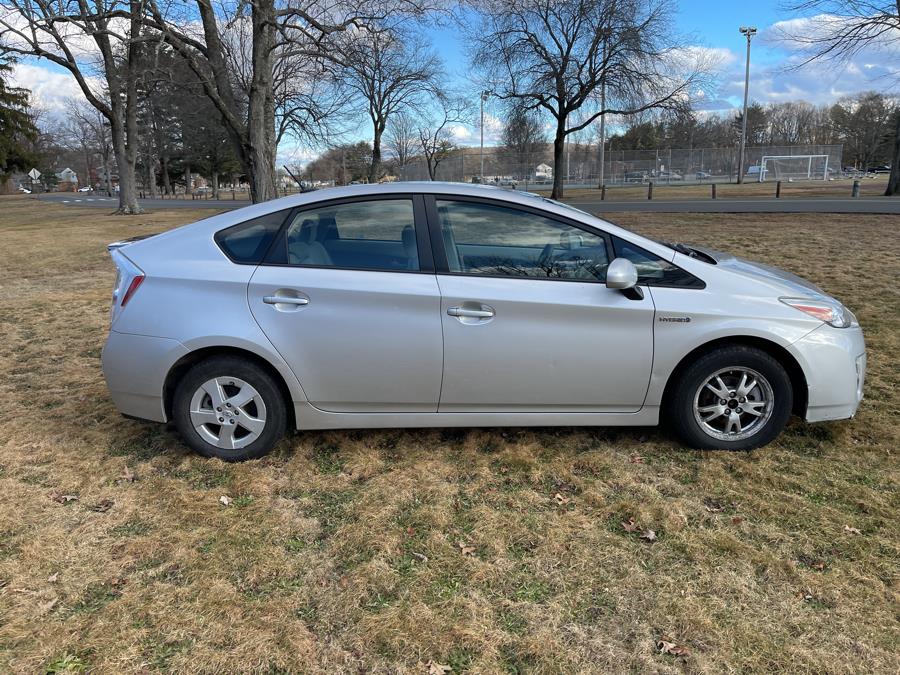 2010 Toyota Prius II photo