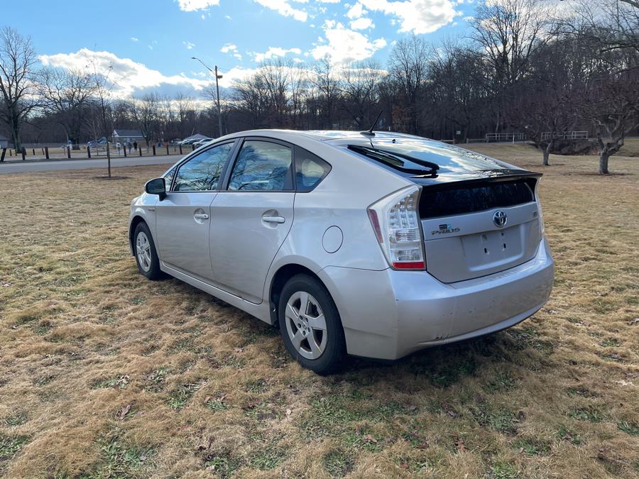 2010 Toyota Prius II photo