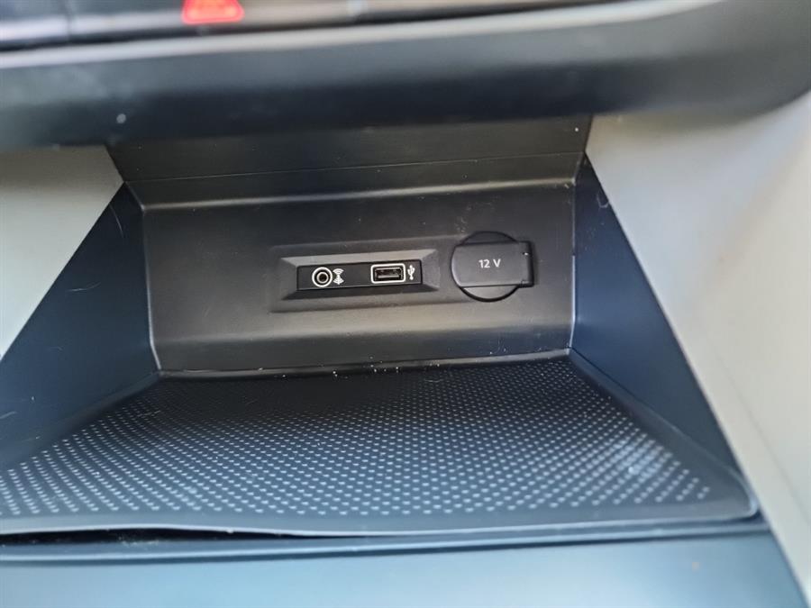 2018 Volkswagen Atlas 3.6L V6 SE 4MOTION photo
