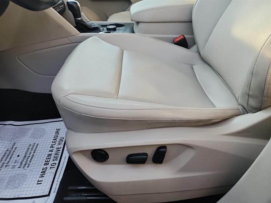 2018 Volkswagen Atlas 3.6L V6 SE 4MOTION photo