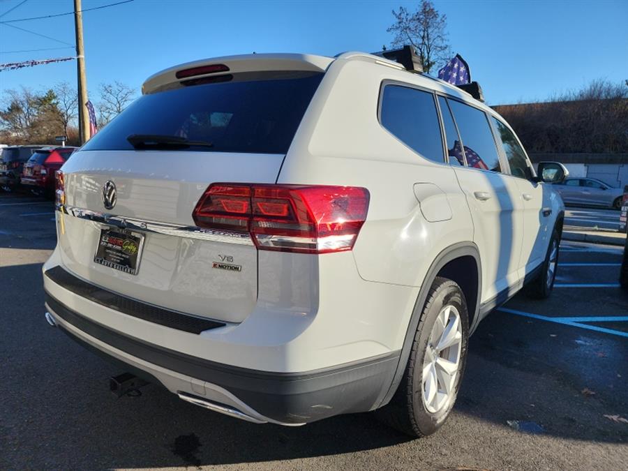 2018 Volkswagen Atlas 3.6L V6 SE 4MOTION photo