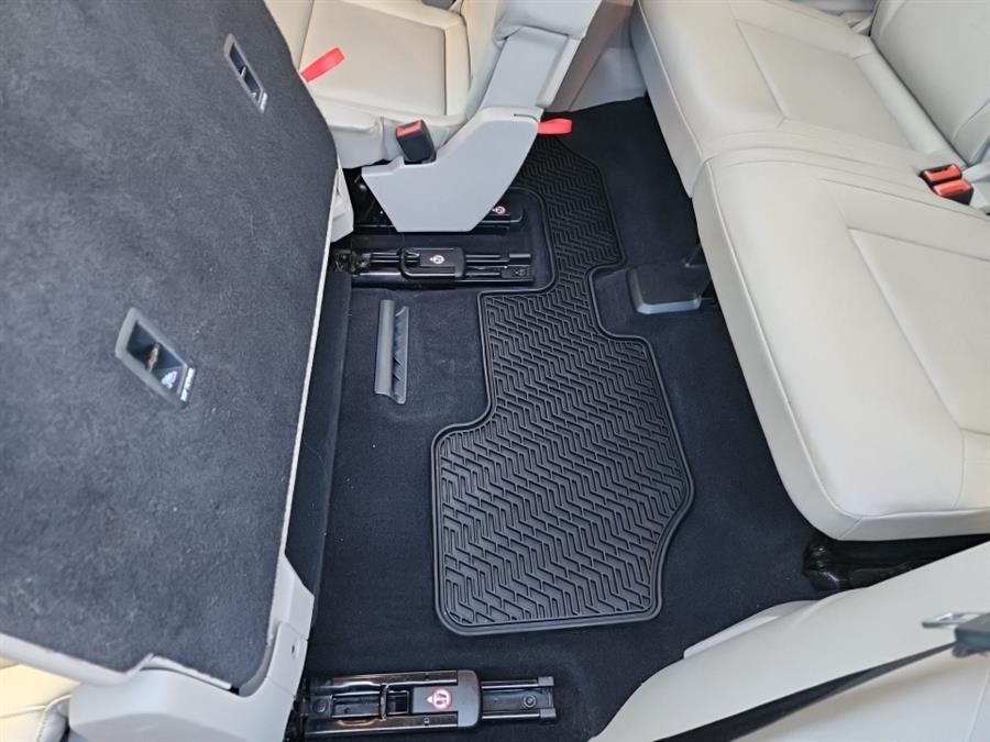 2018 Volkswagen Atlas 3.6L V6 SE 4MOTION photo