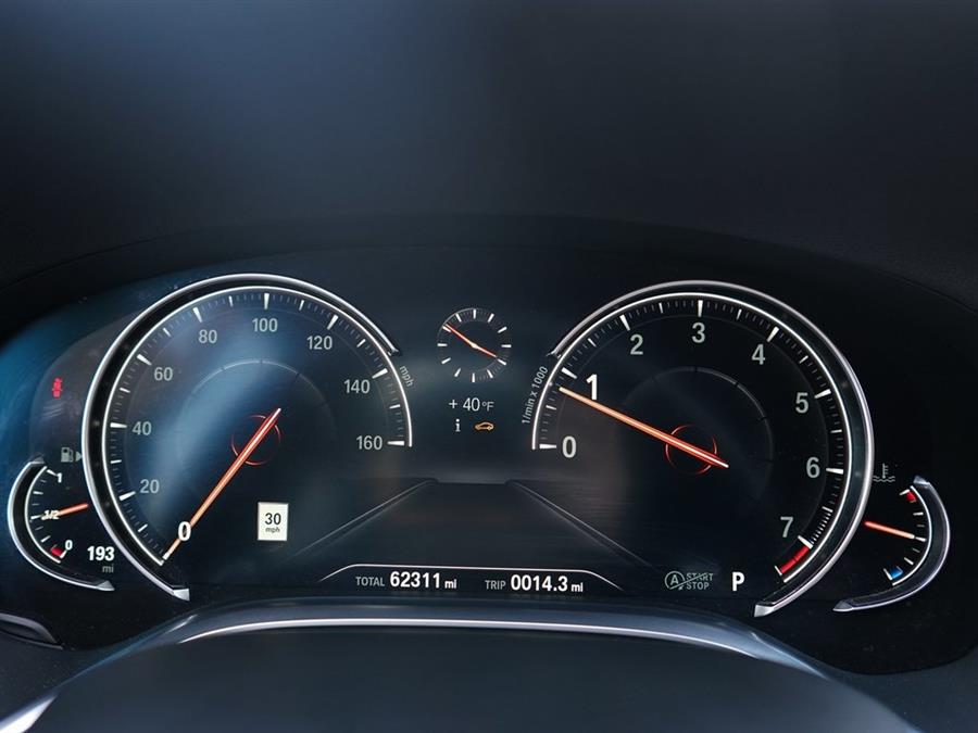 2019 BMW 7-Series 740i photo