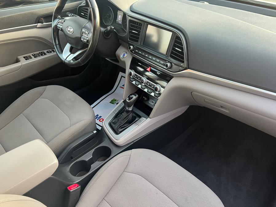 2020 Hyundai Elantra Value Edition IVT SULEV photo