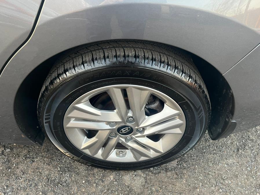 2020 Hyundai Elantra Value Edition IVT SULEV photo
