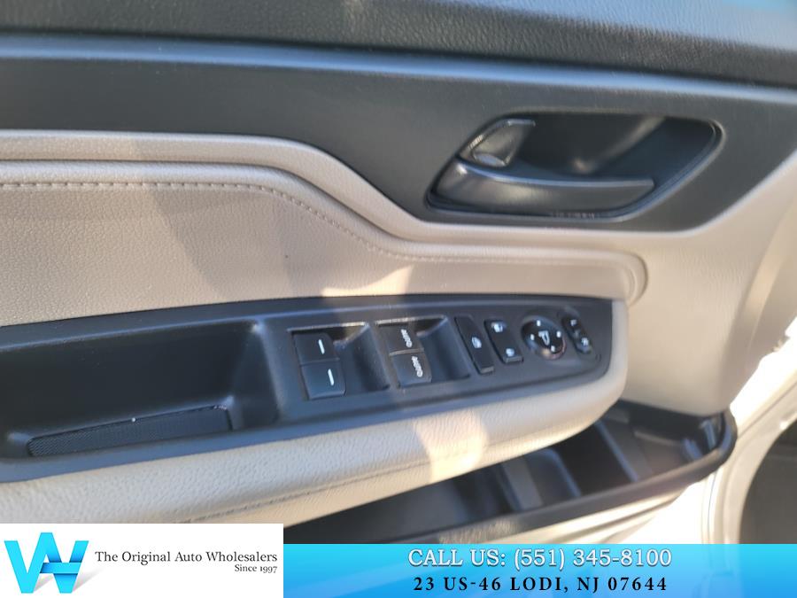 2019 Honda Odyssey LX Auto photo