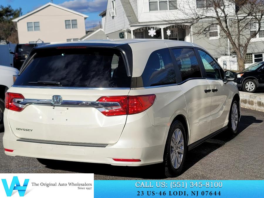 2019 Honda Odyssey LX Auto photo
