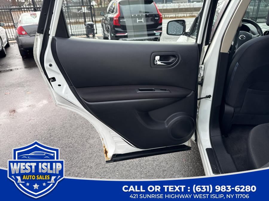 2014 Nissan Rogue Select S photo