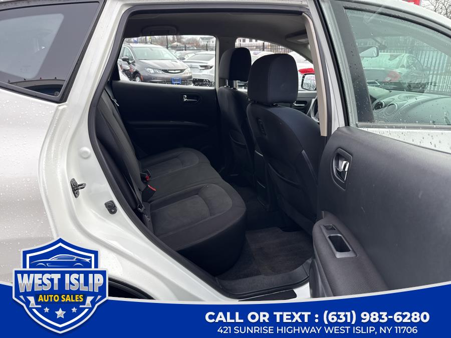 2014 Nissan Rogue Select S photo