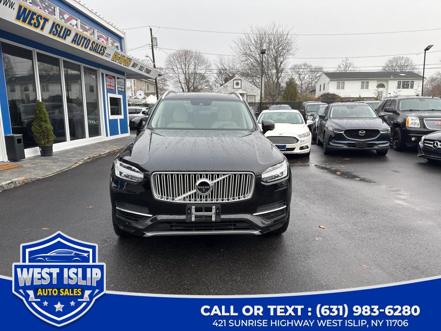 2017 Volvo XC90 T8 eAWD Plug-In Hybrid 7-Passe photo