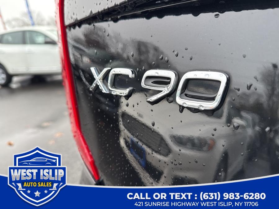 2017 Volvo XC90 T8 eAWD Plug-In Hybrid 7-Passe photo