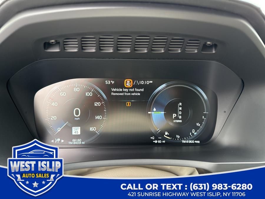2017 Volvo XC90 T8 eAWD Plug-In Hybrid 7-Passe photo