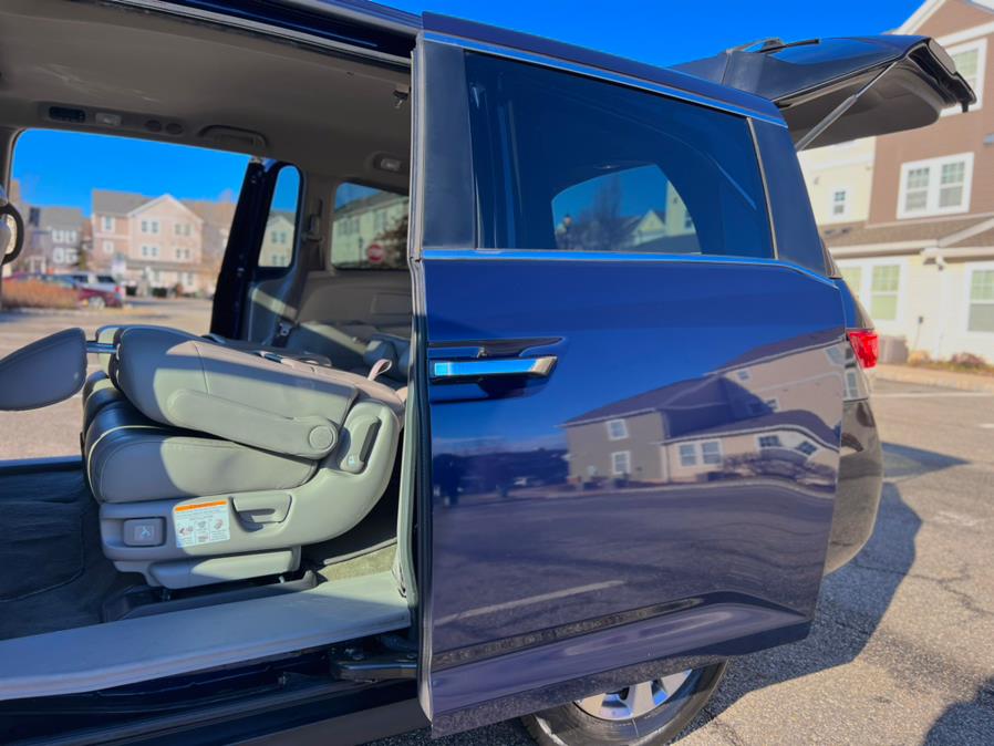 2016 Honda Odyssey 5dr EX-L photo