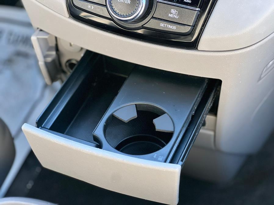 2016 Honda Odyssey 5dr EX-L photo