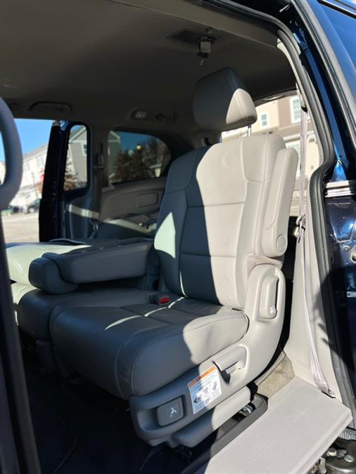 2016 Honda Odyssey 5dr EX-L photo