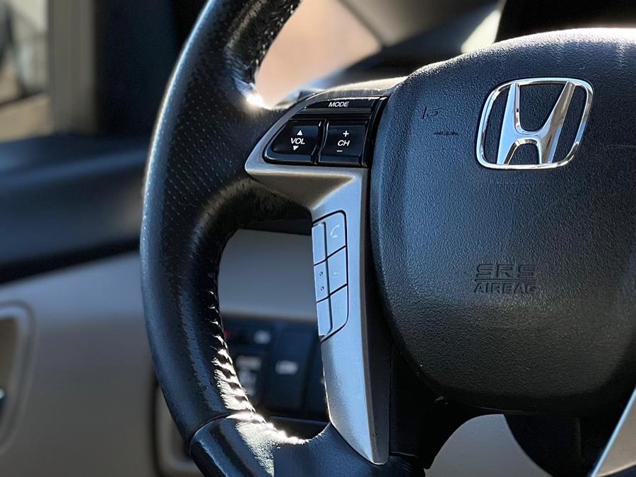 2016 Honda Odyssey 5dr EX-L photo