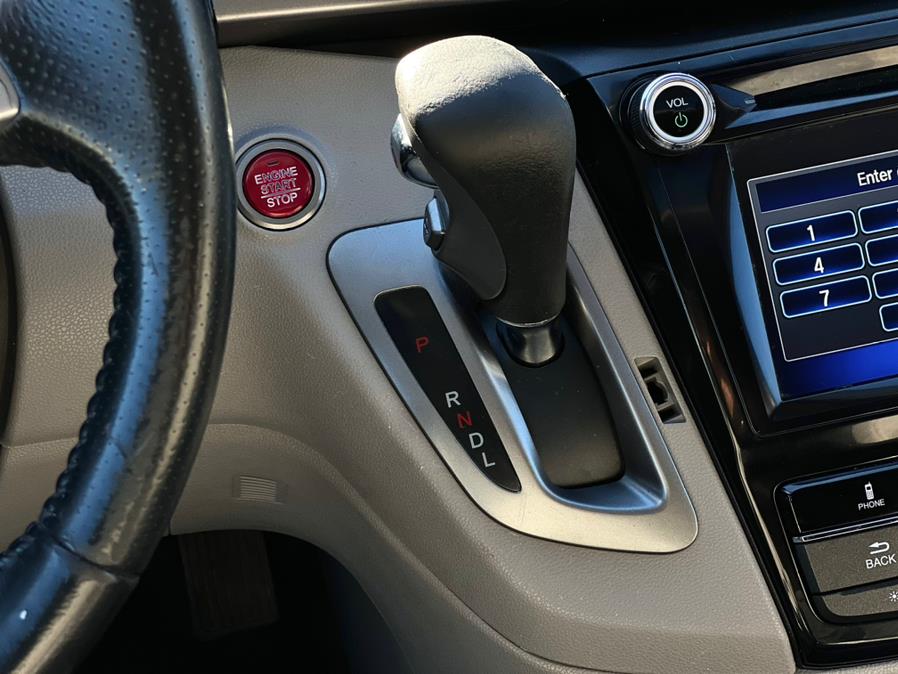 2016 Honda Odyssey 5dr EX-L photo