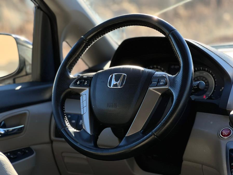 2016 Honda Odyssey 5dr EX-L photo