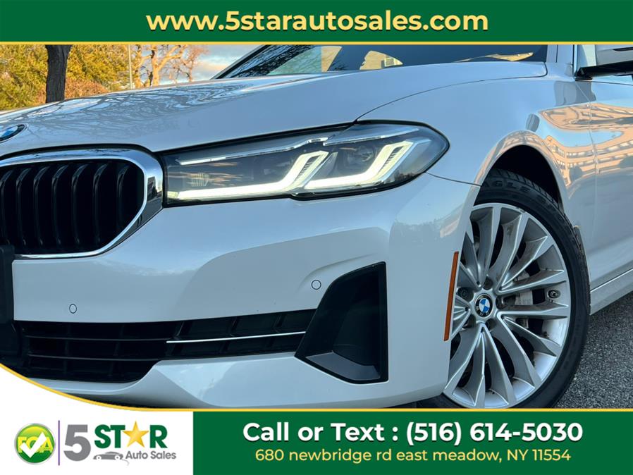 2021 BMW 5-Series 530i xDrive Sedan photo