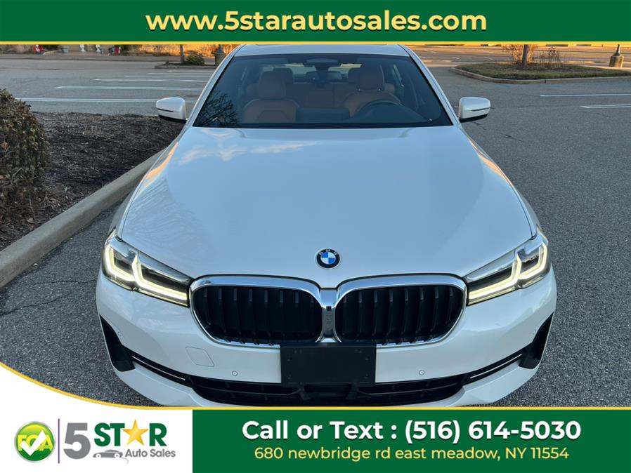 2021 BMW 5-Series 530i xDrive Sedan photo