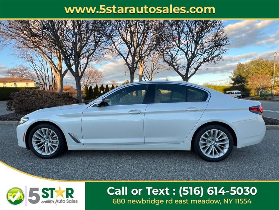 2021 BMW 5-Series 530i xDrive Sedan photo