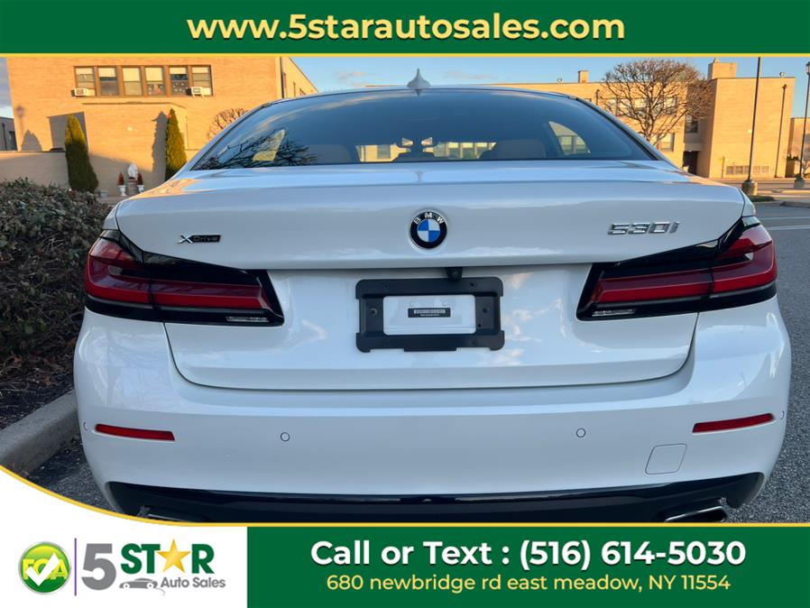 2021 BMW 5-Series 530i xDrive Sedan photo