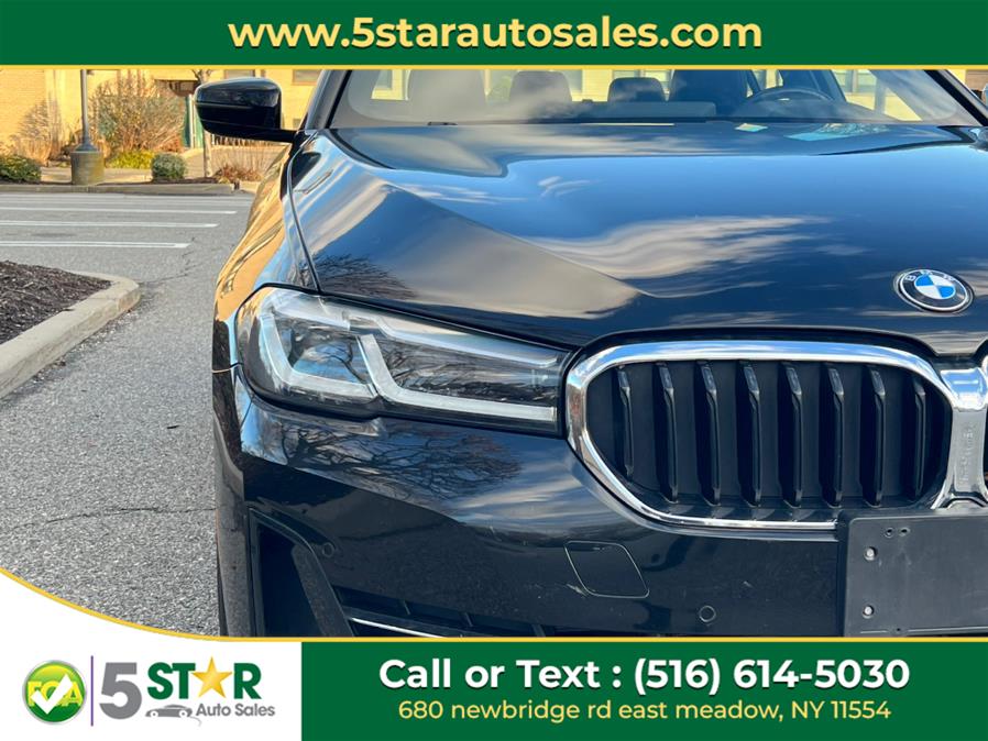 2021 BMW 5-Series 530i xDrive Sedan photo