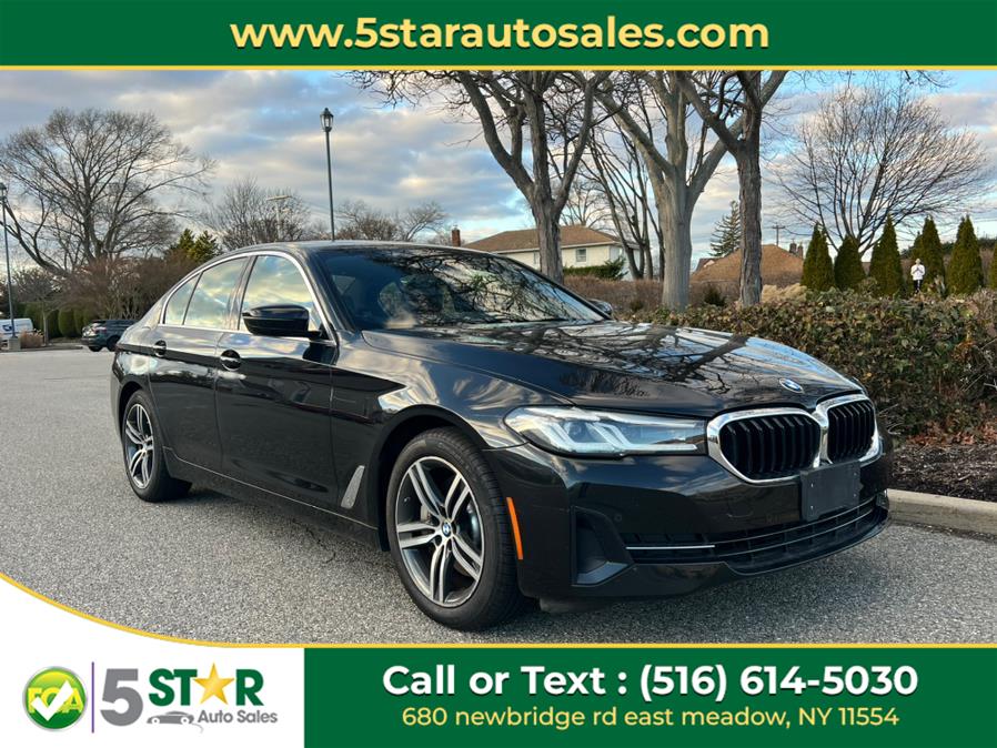 2021 BMW 5-Series 530i xDrive Sedan photo