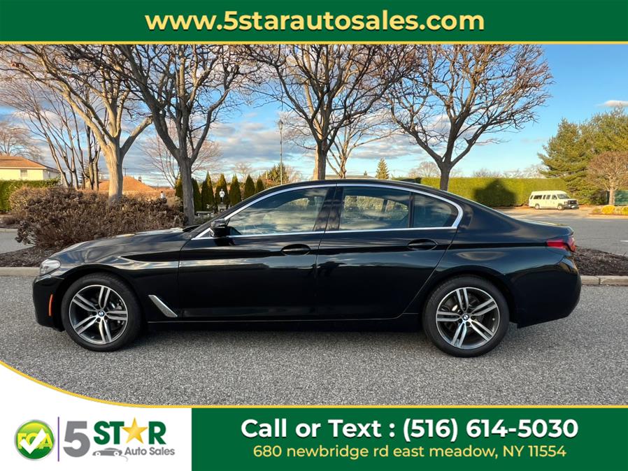2021 BMW 5-Series 530i xDrive Sedan photo