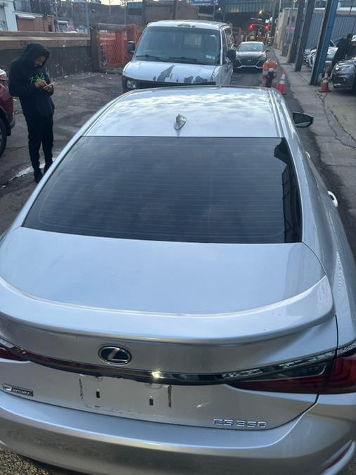 2019 Lexus ES ES photo