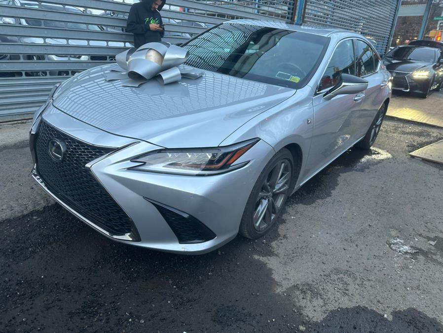 2019 Lexus ES ES photo