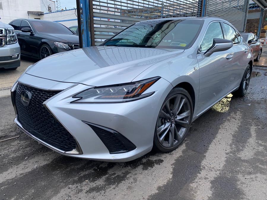 2019 Lexus ES ES photo