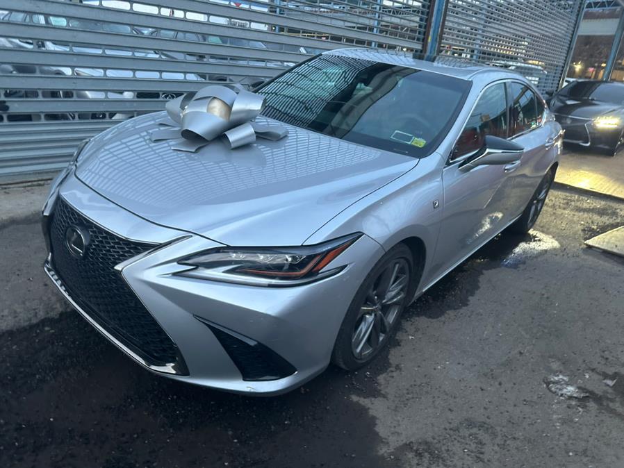 2019 Lexus ES ES photo