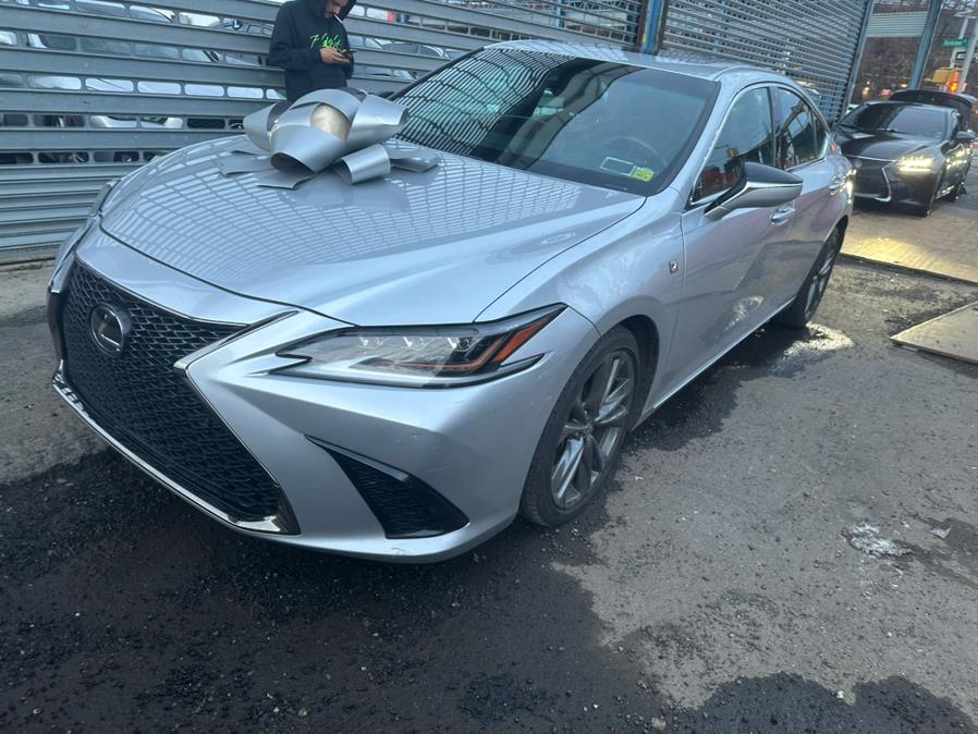 2019 Lexus ES ES photo