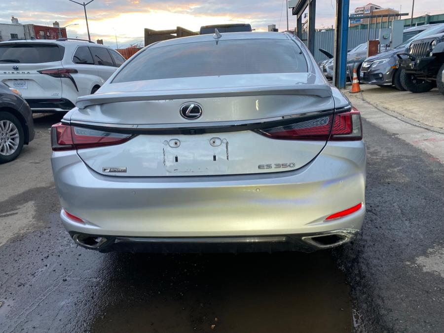2019 Lexus ES ES photo